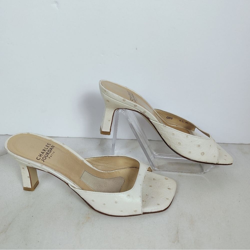 VTG Y2K Charles Jordan White Ostrich Embossed Leather Heeled Sandals Mules, 4.5